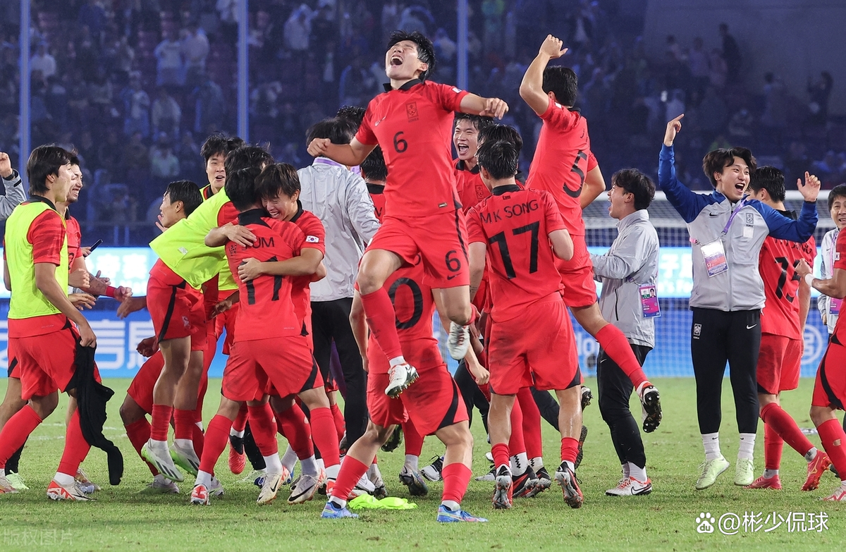 国际友谊赛精彩回放，绝佳进球惊艳全场