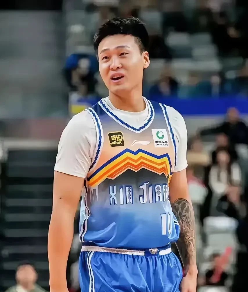 关于FIBA颁发最佳教练奖项俄罗斯队夺冠的信息